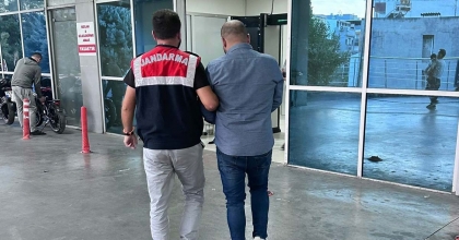 İZMİR'DE JANDARMADAN TERÖR OPERASYONU: 6 GÖZALTI
