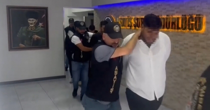 İZMİR'DE SUÇ ÖRGÜTÜNE OPERASYON: 9 GÖZALTI