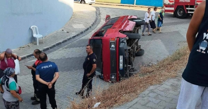 KOÇARLI’DA KAMYONET DEVRİLDİ: 1 YARALI