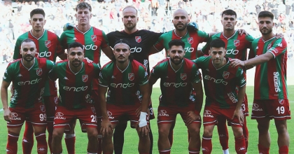 KARŞIYAKA, 3 MAÇTA KALESİNİ GOLE KAPATTI