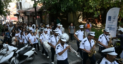 KUŞADASI'NDA 'İKİOKLU ŞENLİĞİ' BAŞLADI