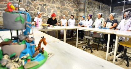 MESLEK FABRİKASI, PASTACILIĞI A’DAN Z’YE ÖĞRETİYOR