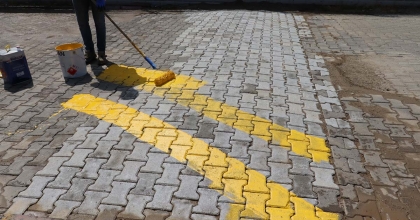 OKUL BÖLGELERİNE HIZ KESİCİ KASİSLER YAPILDI  