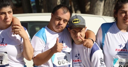 ÖZEL SPORCULAR FRİG MARATONU'NDA KOŞTU