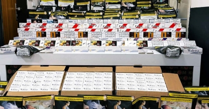 POLİSTEN KAÇAK MAKARON VE TÜTÜN OPERASYONU