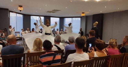 SEMAZEN GÖSTERİSİ TURİSTLERİ BÜYÜLEDİ