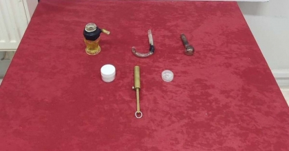 SELÇUK'TA ZEHİR TACİRLERİNE OPERASYON: 4 KİŞİ YAKALANDI