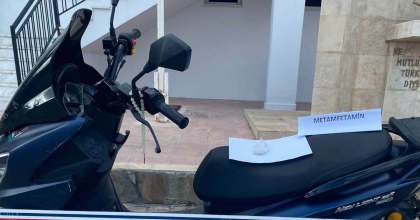 ŞÜPHE ÜZERİNE DURDURULAN MOTOSİKLET ÇALINTI ÇIKTI