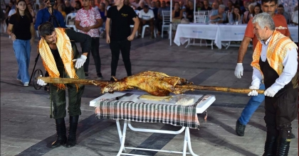YARIŞMA BAHANE, YÖRESEL YEMEKLER ŞAHANE