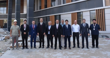 YENİ ÇİNE DEVLET HASTANESİ, HİZMET İÇİN GÜN SAYIYOR