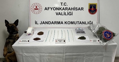 ZEHİR TACİRİNE JANDARMADAN DARBE