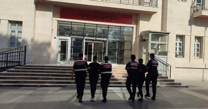 “HAKKINIZDA DAVA DOSYASI VAR” DİYEREK DOLANDIRDILAR