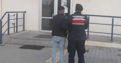 14 YIL 8 AY 7 GÜN HAPİS CEZASIYLA ARANAN ŞAHSI JANDARMA YAKALADI