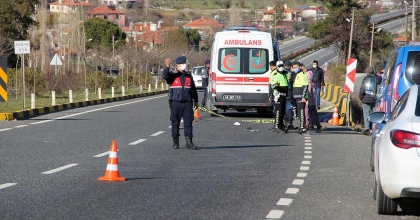 14 KİŞİNİN ÖLDÜĞÜ KARAYOLUNA ALT GEÇİT TALEBİ