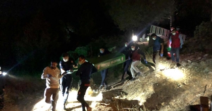 3 YIL ÖNCE OĞLUNU KAYBETMİŞTİ, AĞACA ASILI HALDE BULUNDU