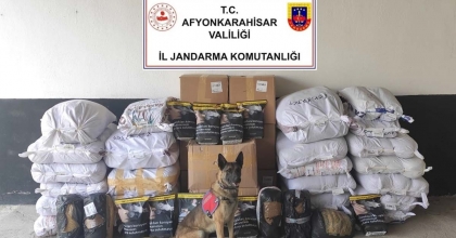 848 KİLOGRAM KAÇAK TÜTÜN ELE GEÇİRİLDİ