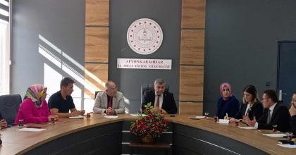 AFYONKARAHİSAR'DA EĞİTİMDEKİ YENİ MODELLE İLGİLİ TOPLANTI