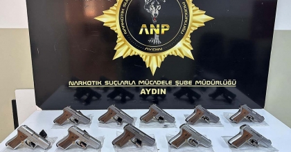 AYDIN’DA BİR ARAÇTA 10 TABANCA ELE GEÇİRİLDİ
