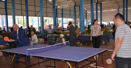 BAŞKAN KUMRAL GENÇLERLE BİRLİKTE SPOR YAPTI