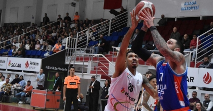 BASKETBOL SÜPER LİGİ: ALİAĞA PETKİMSPOR: 79 - A. EFES: 85