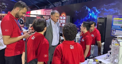 BEYAĞAÇ'IN ‘PROFÖSER'LERİ TÜRKİYE ŞAMPİYONU