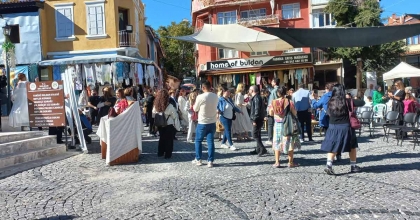 BULDAN 3 GÜN BOYUNCA SANATA DOYDU