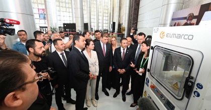 ÇAVUŞOĞLU, DENİZLİLİ TEKSTİL FİRMALARINA DESTEK VERDİ