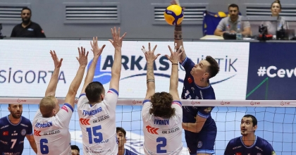 CEV CHALLENGE CUP: ARKAS SPOR: 1 - AKAA VOLLEY: 3