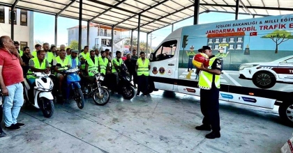 DATÇA’DA JANDARMADAN MOTOSİKLET SÜRÜCÜLERİNE EĞİTİM