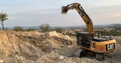 GEDİZ’DE KAÇAK KAZI OPERASYONU  