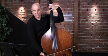 HOLLYWOOD’UN ÜNLÜ MÜZİSYENİ DENİZLİ’YE GELİYOR