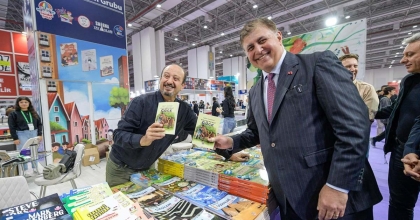 İZKİTAP - 4. İZMİR KİTAP FUARI KAPILARINI AÇTI