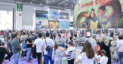 İZKİTAP HAFTA SONU ON BİNLERİ AĞIRLADI