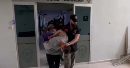 İZMİR'DE SAHTE POLİS ÇETESİNE OPERASYON: 7 TUTUKLAMA