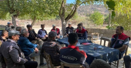 KARPUZLU’DA ÇİFTÇİLER BİLGİLENDİRİLDİ  