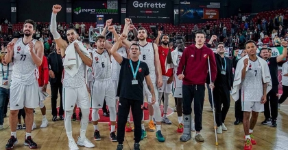 KARŞIYAKA BASKETBOL, BEŞİKTAŞ DEPLASMANINDA