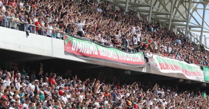 KARŞIYAKA, BİLETLERİ 10 TL YAPTI  