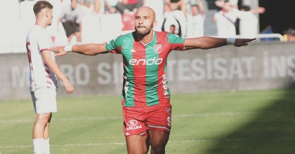 KARŞIYAKA’NIN GOLCÜSÜ GOLLERİNE DEVAM EDİYOR