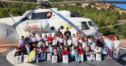 MİNİKLER ATEŞLE SAVAŞI ÖĞRENDİ