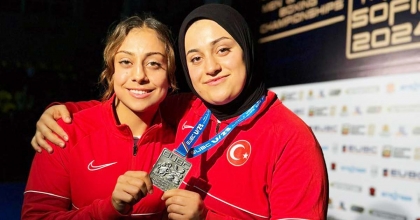 MUĞLALI BOKSÖR KIZLARDAN AVRUPA’DA BÜYÜK BAŞARI