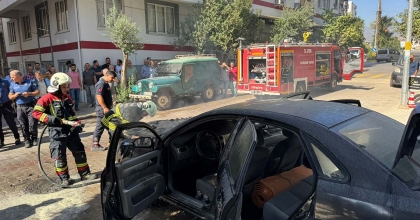 NAZİLLİ’DE OTOMOBİL YANGINI
