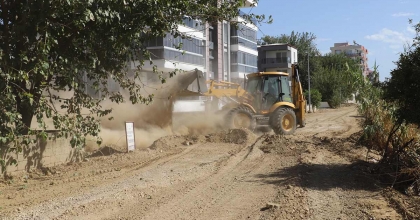 NAZİLLİ'DE YENİ YOL AÇMA ÇALIŞMALARI SÜRÜYOR