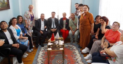 PEMBE KURDELELİ AÇILIŞ