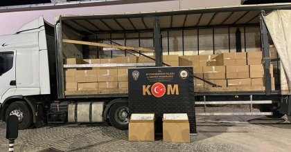 3 MİLYON 600 BİN ADET DOLDURULMUŞ MAKARON ELE GEÇİRDİ  