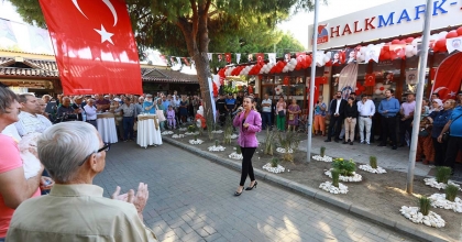 SELÇUK’TA HALK MARK-ET HİZMETE BAŞLADI