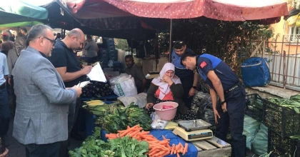 SEMT PAZARLARINDA TERAZİLER DENETLENDİ