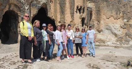 SEYAHAT ACENTELERİNİN YETKİLİLERİ AFYONKARAHİSAR’I KEŞFETTİ