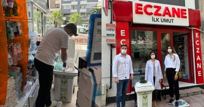 YUNUSEMRE’DE ATIK İLAÇLAR TOPLANIYOR  