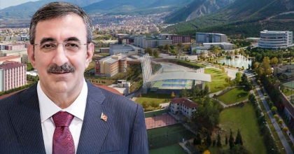 AKADEMİK YILIN AÇILIŞ DERSİ YILMAZ’DAN