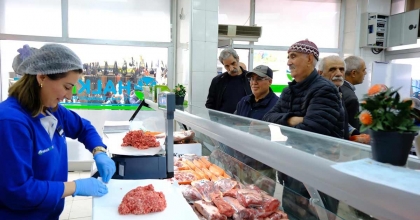 AYDIN'DA 107 BİN VATANDAŞ BÜYÜKŞEHİR BELEDİYESİ 'EMEKLİ KART' KULLANIYOR